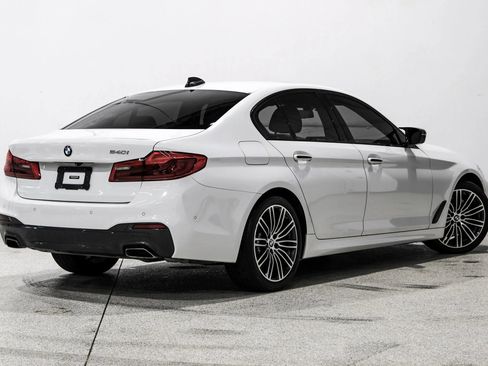 Used 2018 BMW 540i w/ M Sport Package image 8