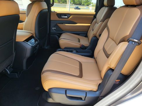 New 2026 Nissan Armada SL w/ Captain's Chari Seat Package AWD/4WD image 15