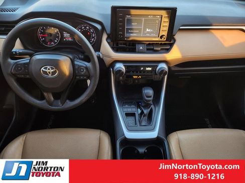 Used 2020 Toyota RAV4 LE image 26