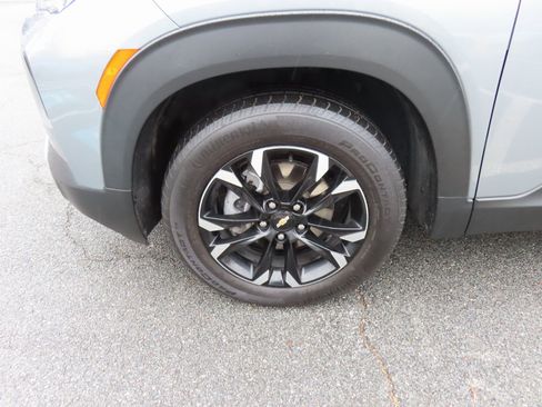 Used 2023 Chevrolet TrailBlazer LT image 11