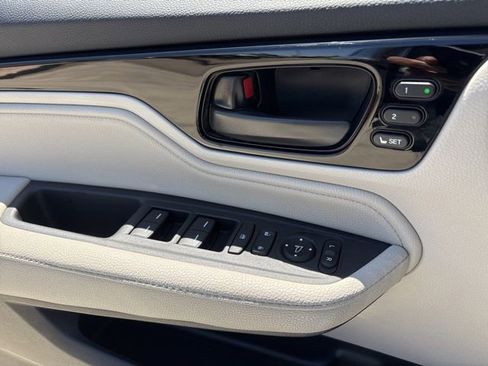 Certified 2025 Honda Odyssey Touring image 26