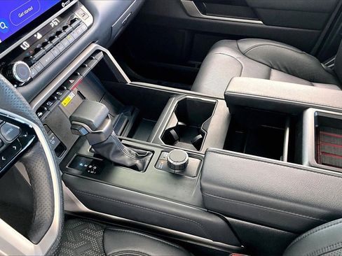 Used 2023 Toyota Tundra Limited image 17