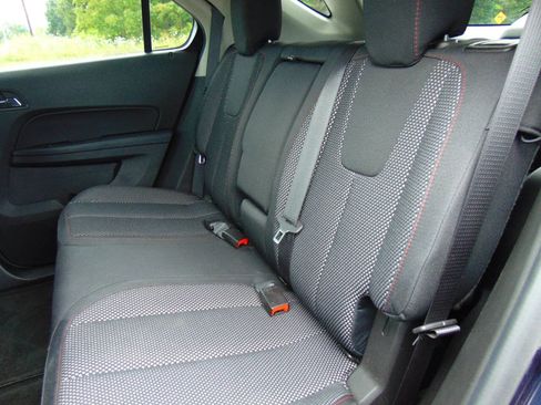 Used 2017 Chevrolet Equinox LT w/ Convenience Package FWD image 9