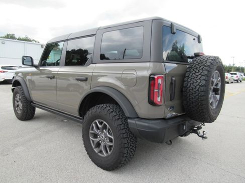 Used 2025 Ford Bronco Badlands AWD/4WD image 5