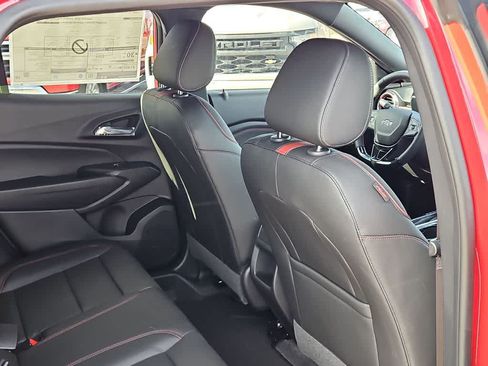 Used 2026 Chevrolet Trax RS w/ Driver Confidence Package FWD image 17