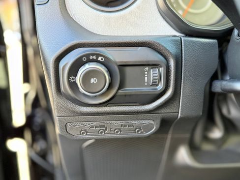 New 2026 Jeep Wrangler Sport AWD/4WD image 19