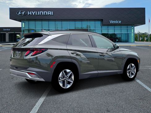 New 2026 Hyundai Tucson SEL FWD image 8