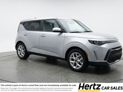 Used 2025 Kia Soul LX w/ LX Technology Package