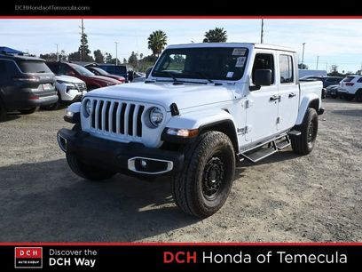 Used 2023 Jeep Gladiator Overland