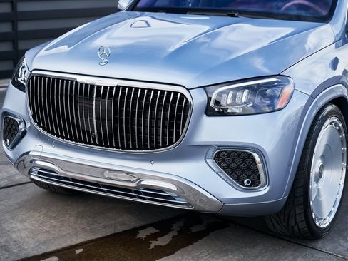 Used 2026 Mercedes-Benz Maybach GLS 600 4MATIC image 7