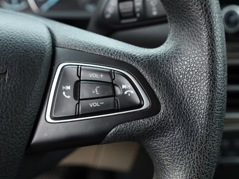 Used 2021 Ford EcoSport SE w/ SE Convenience Package image 18