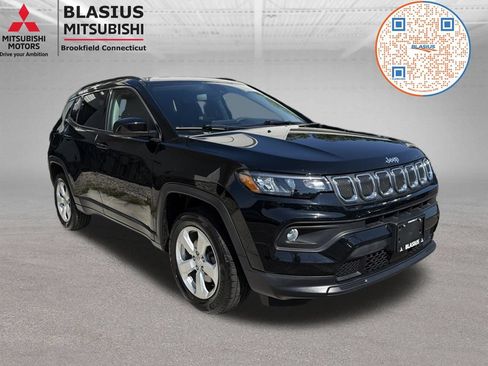 Used 2022 Jeep Compass Latitude AWD/4WD image 7