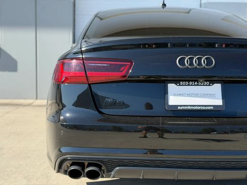 Used 2018 Audi S6 Premium Plus w/ S Sport Package AWD/4WD image 34