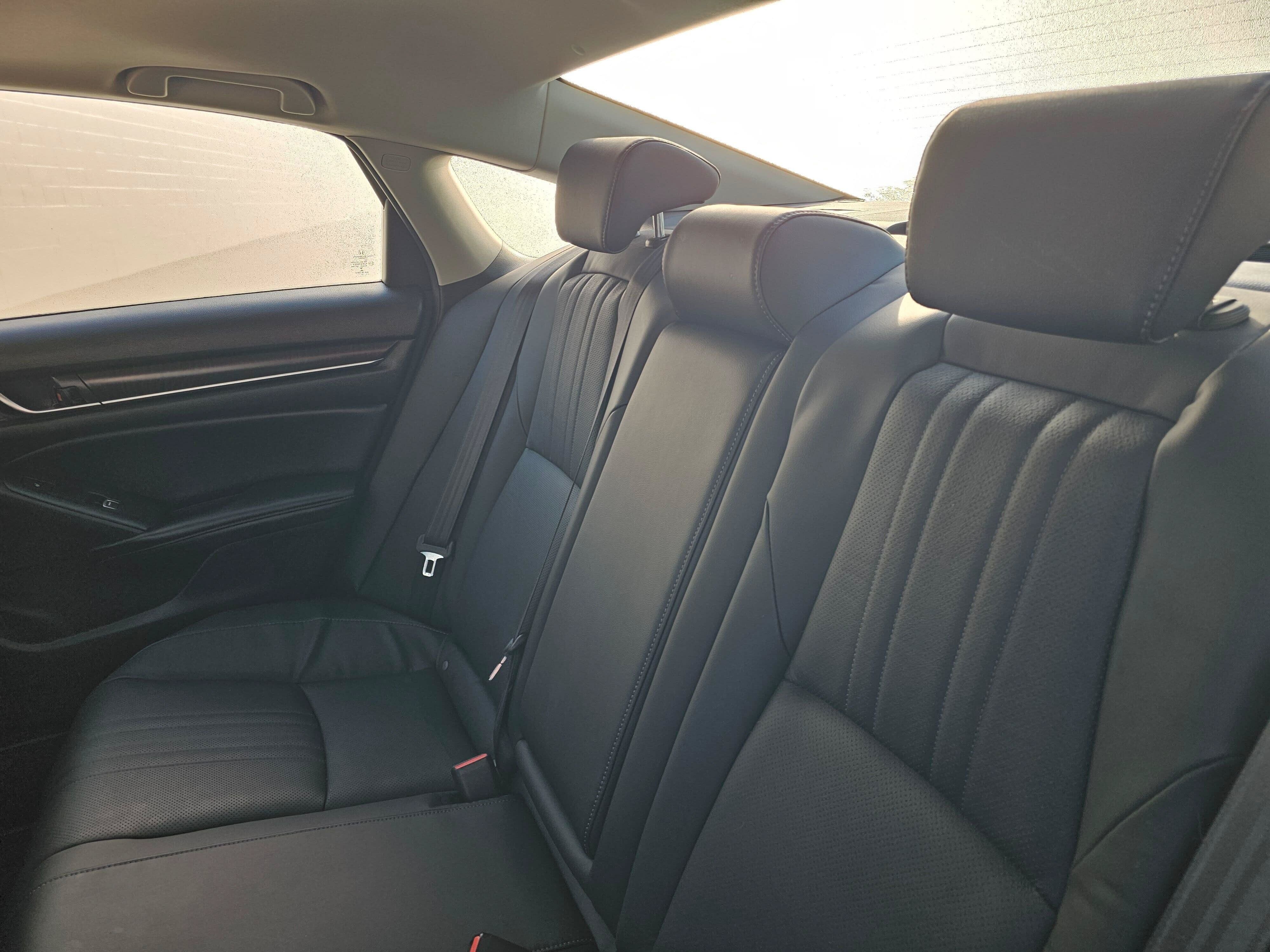 Used 2018 Honda Accord Touring image 21