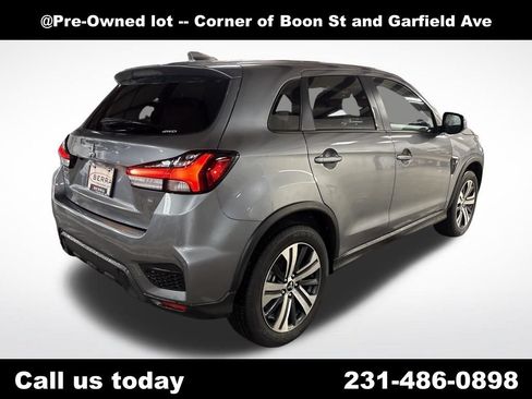 Used 2025 Mitsubishi Outlander Sport SE AWD/4WD image 5