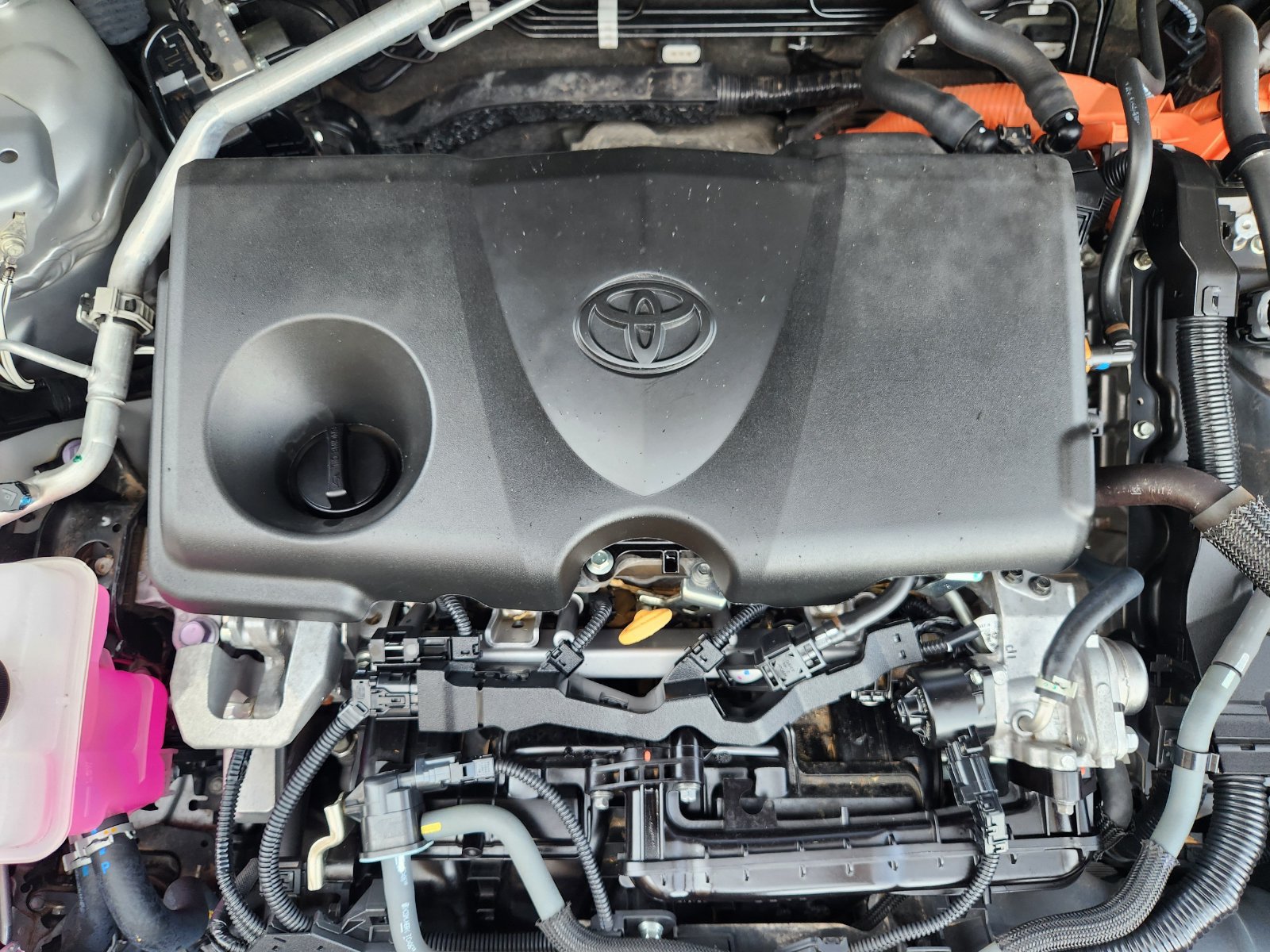 Used 2023 Toyota RAV4 XSE AWD/4WD image 37