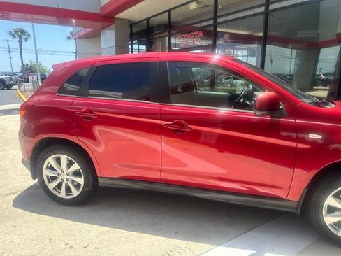 Used 2015 Mitsubishi Outlander Sport ES AWD/4WD image 3