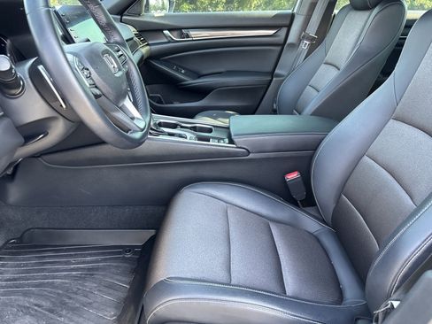 Used 2018 Honda Accord Sport image 20