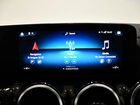 Certified 2022 Mercedes-Benz GLA 250 4MATIC image 13