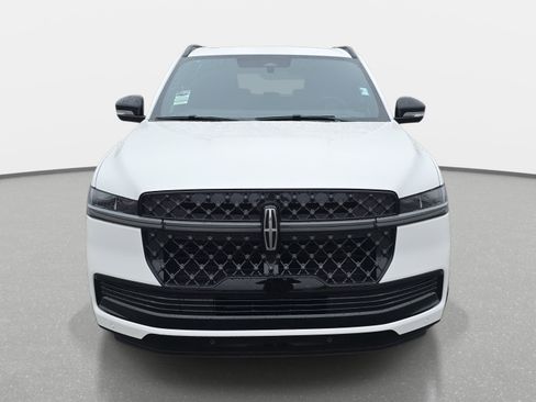 New 2026 Lincoln Navigator L Reserve w/ Jet Appearance Package image 2