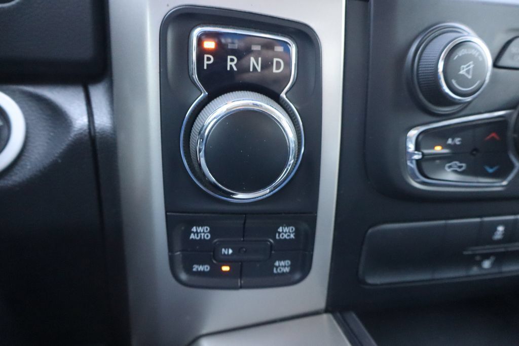 Used 2017 RAM 1500 Big Horn AWD/4WD image 9