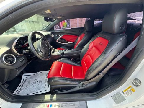 Used 2017 Chevrolet Camaro SS image 22