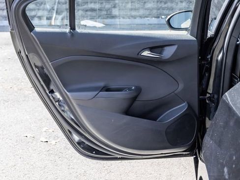 Used 2019 Chevrolet Cruze Sedan FWD image 20