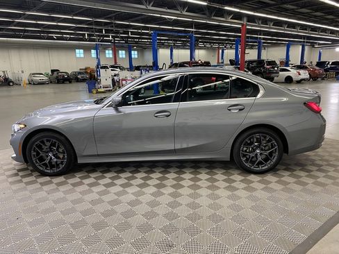 Used 2025 BMW 330i xDrive Sedan image 5