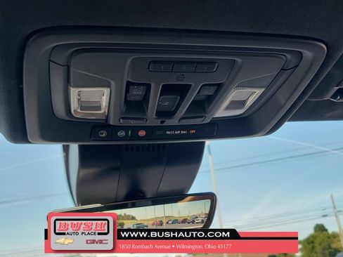 Used 2025 GMC Sierra 1500 AT4X AWD/4WD image 32