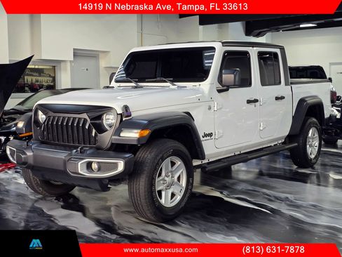 Used 2020 Jeep Gladiator Sport w/ Quick Order Package 24S image 8