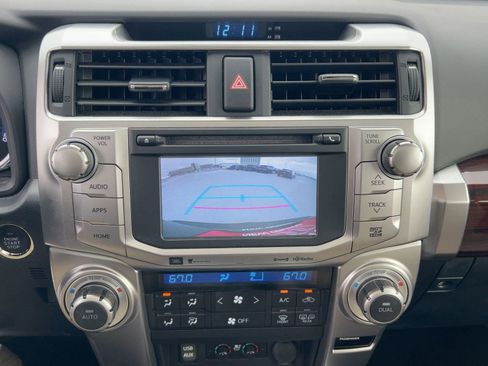 Used 2019 Toyota 4Runner Limited image 24