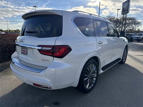 Used 2019 INFINITI QX80 Luxe w/ 22" Wheel Package image 4