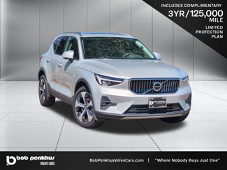 Used 2025 Volvo XC40 B5 Plus AWD/4WD 360° Tour