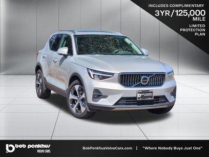 Used 2025 Volvo XC40 B5 Plus