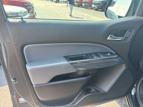 Certified 2018 Chevrolet Colorado Z71 AWD/4WD image 15