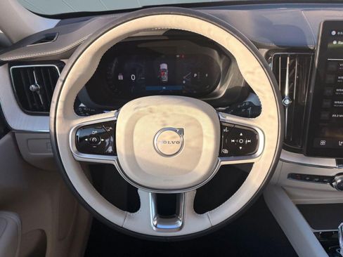 New 2026 Volvo XC60 B5 Ultra w/ Climate Package image 18