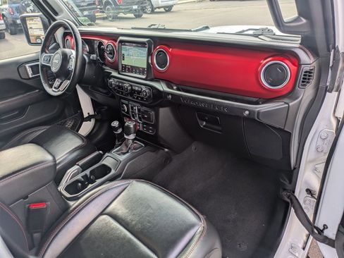 Used 2021 Jeep Wrangler Unlimited Rubicon image 35