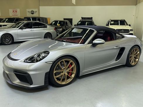 Used 2022 Porsche 718 Boxster Spyder RWD image 8