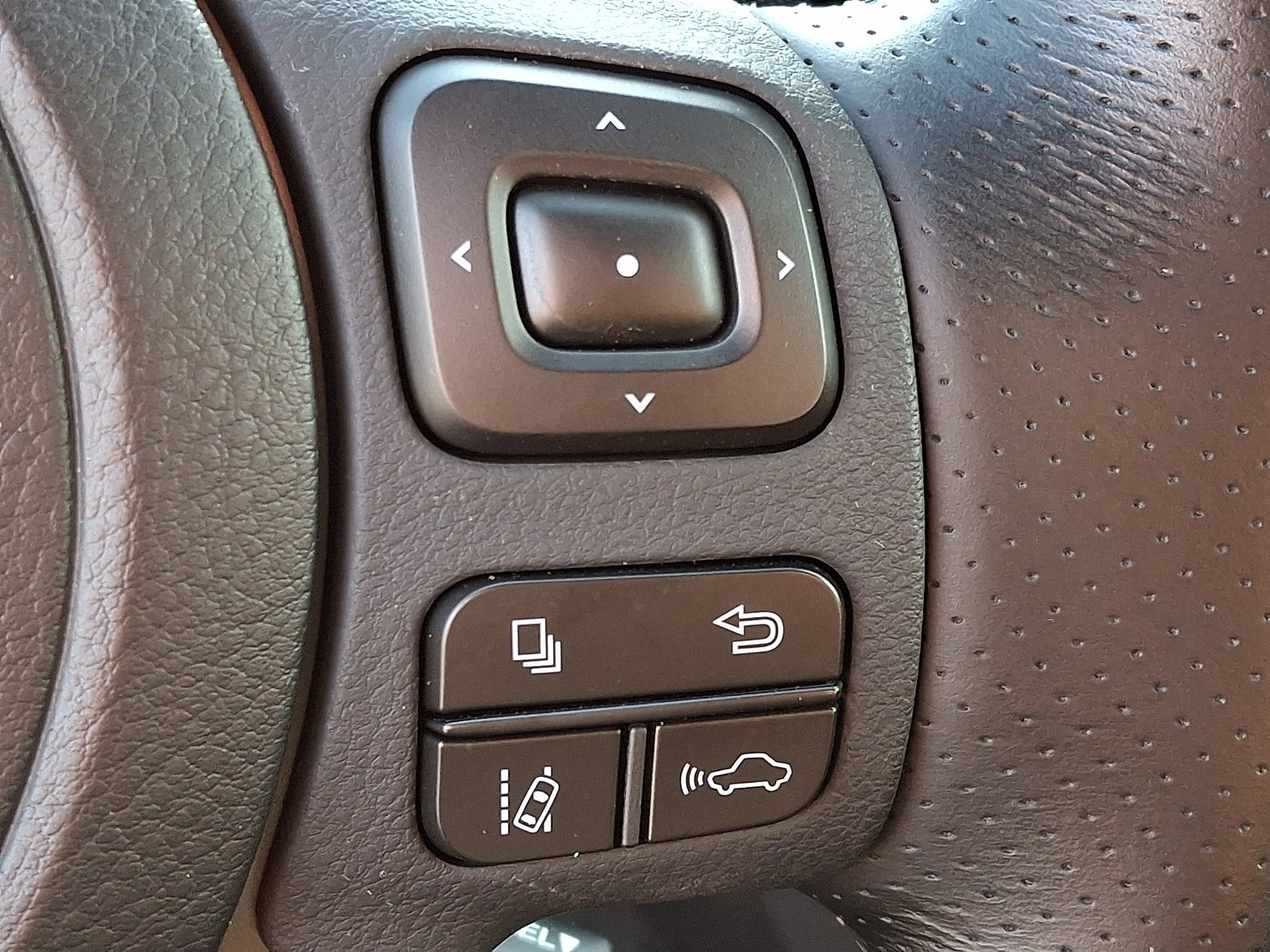 Certified 2025 Lexus IS 350 F Sport AWD/4WD image 23