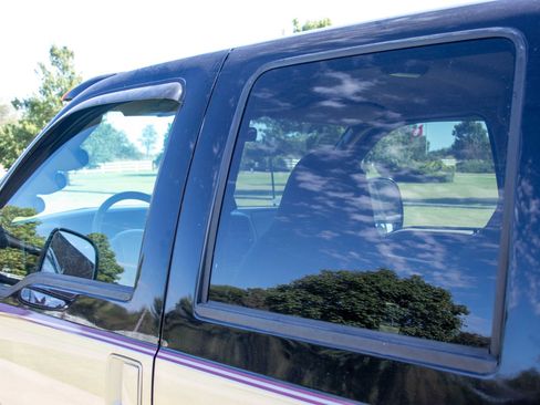 Used 2000 Ford F350 Lariat image 35