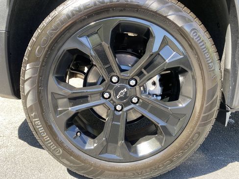 Used 2026 Chevrolet Equinox LT w/ Convenience Package II image 41