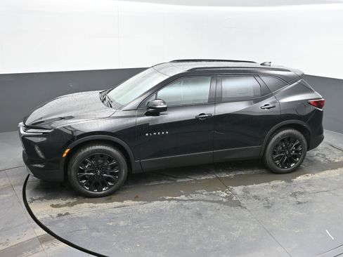 New 2026 Chevrolet Blazer LT w/ Sound & Technology Package FWD image 35