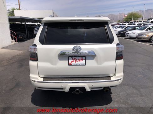 Used 2017 Toyota 4Runner Limited image 7