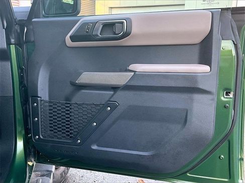 Used 2023 Ford Bronco Wildtrak image 19