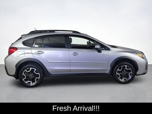 Used 2016 Subaru Crosstrek 2.0i Premium AWD/4WD image 2