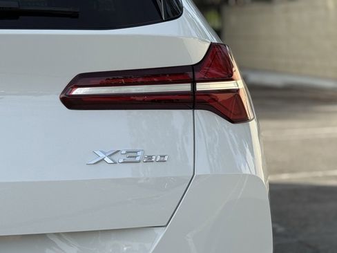 Used 2025 BMW X3 xDrive30i w/ Convenience Package image 14