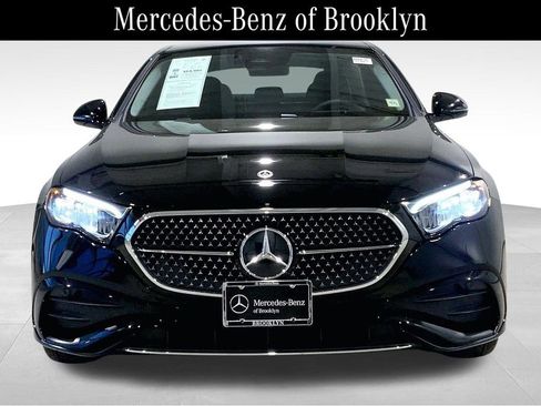 Used 2026 Mercedes-Benz E 350 4MATIC Sedan image 3