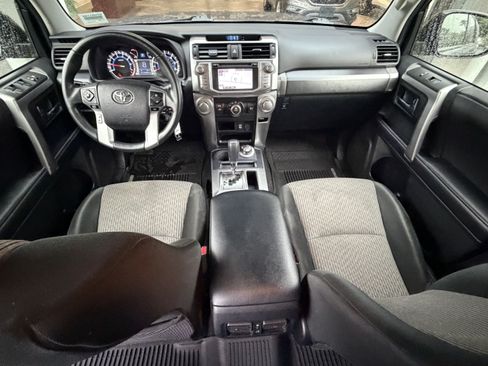 Used 2019 Toyota 4Runner SR5 AWD/4WD image 36