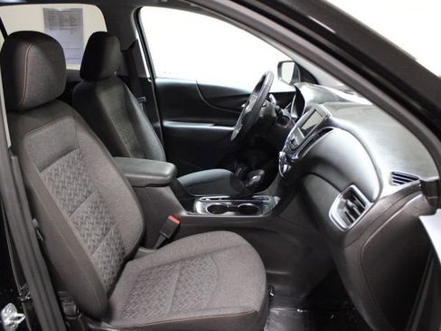 Used 2024 Chevrolet Equinox LT image 24