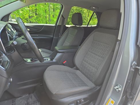 Used 2024 Chevrolet Equinox LT image 13
